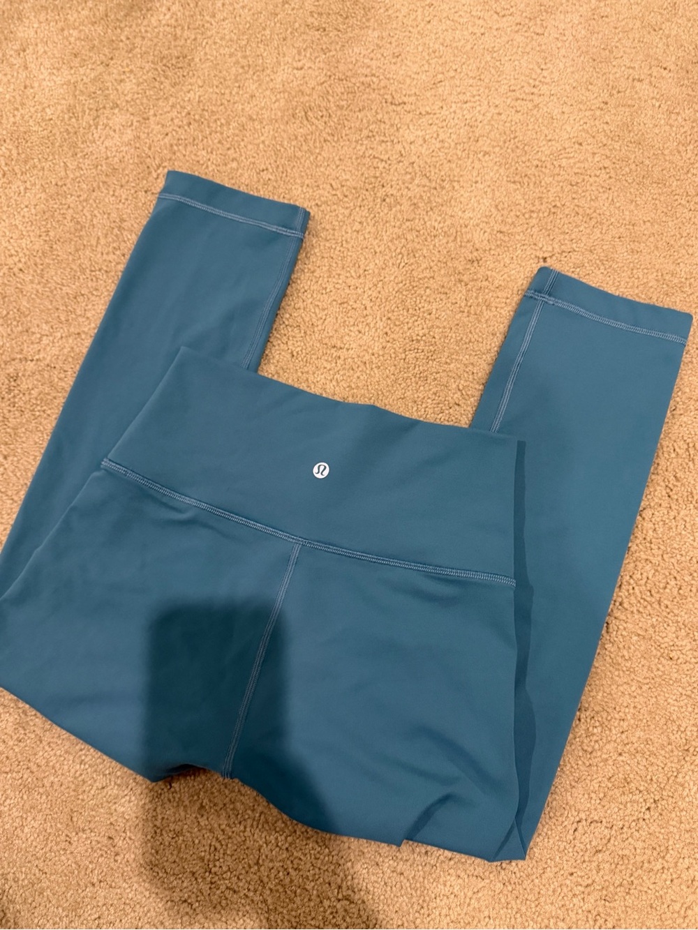 Lululemon Blue Teal Cropped Leggings Size 6